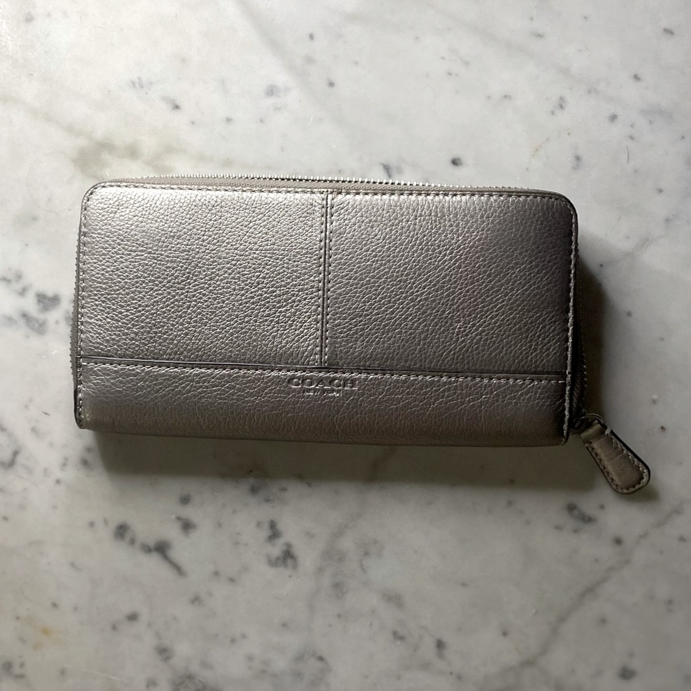 NWOT Coach Accordian Wallet